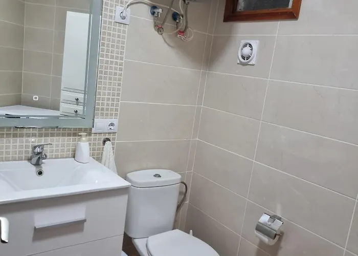 Tide's Embrace & Natural Pool Apartament *